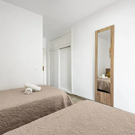 Palace Carihuela Apartment *